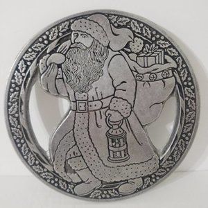 Wilton Armetale Santa Clause Silver Holly Christmas Trivet Hot Plate 7"